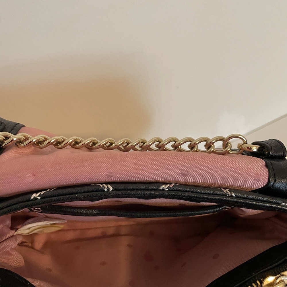 Elegant Black and Pink Women's Bag